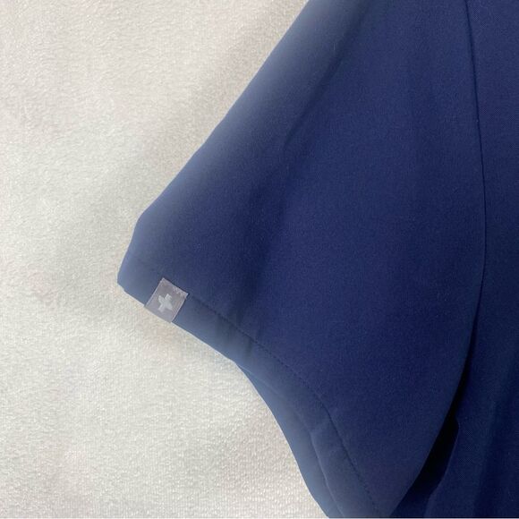 Figs Blue Technical Collection 2 Pocket V Neck Top Size Medium - Picture 7 of 11